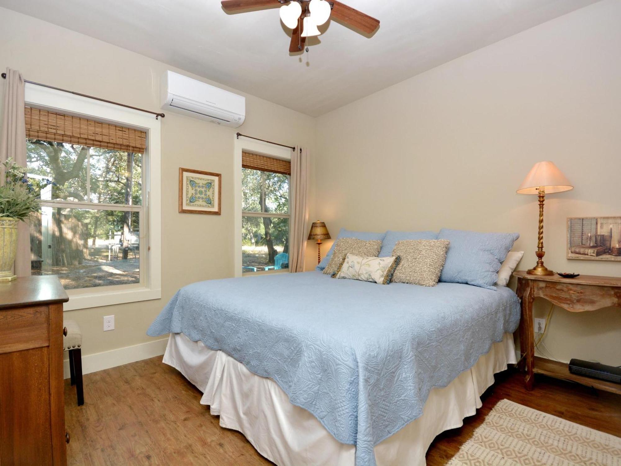 Cabins At Flite Acres - Desert Willow Wimberley Esterno foto