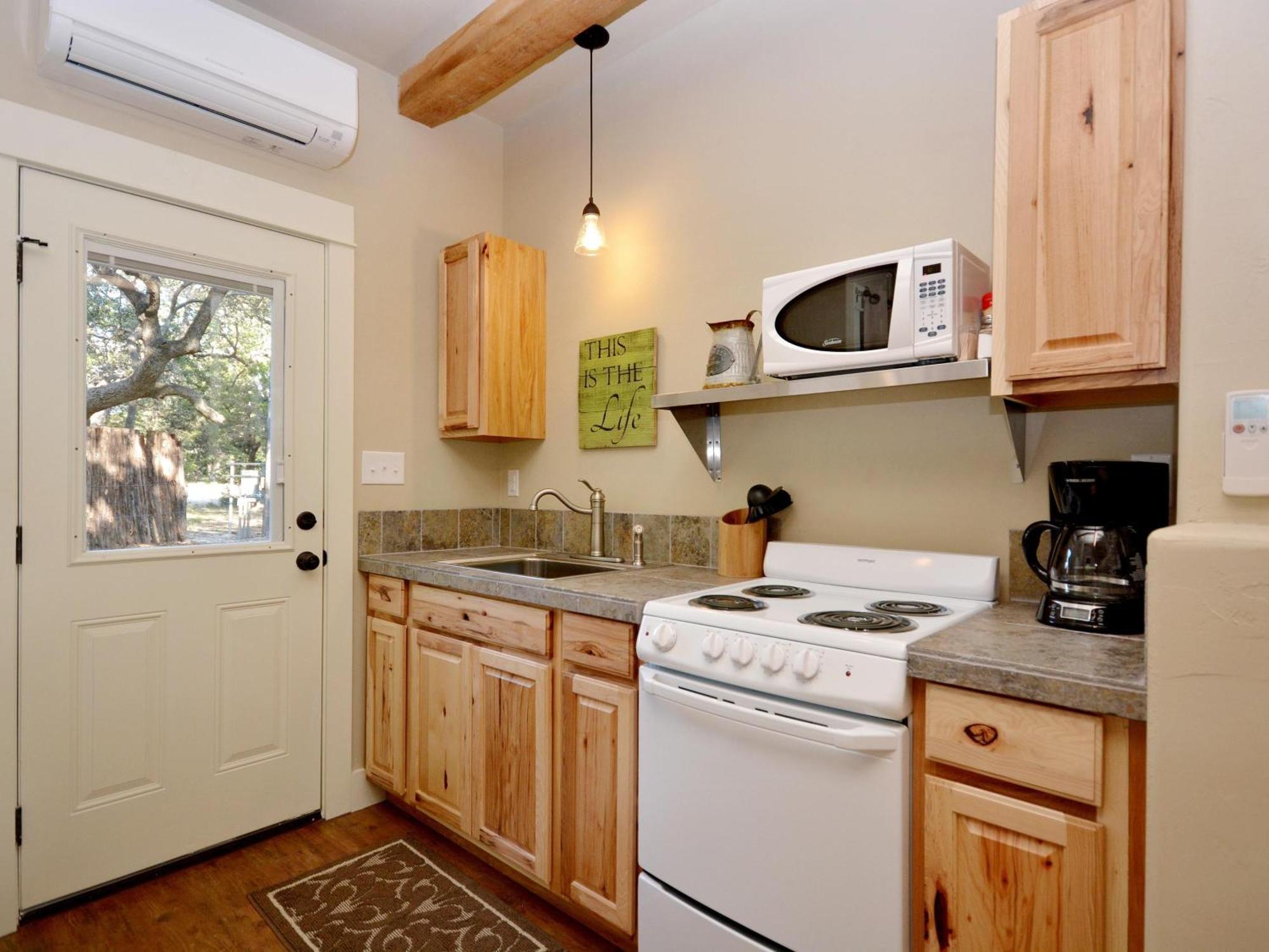 Cabins At Flite Acres - Desert Willow Wimberley Esterno foto